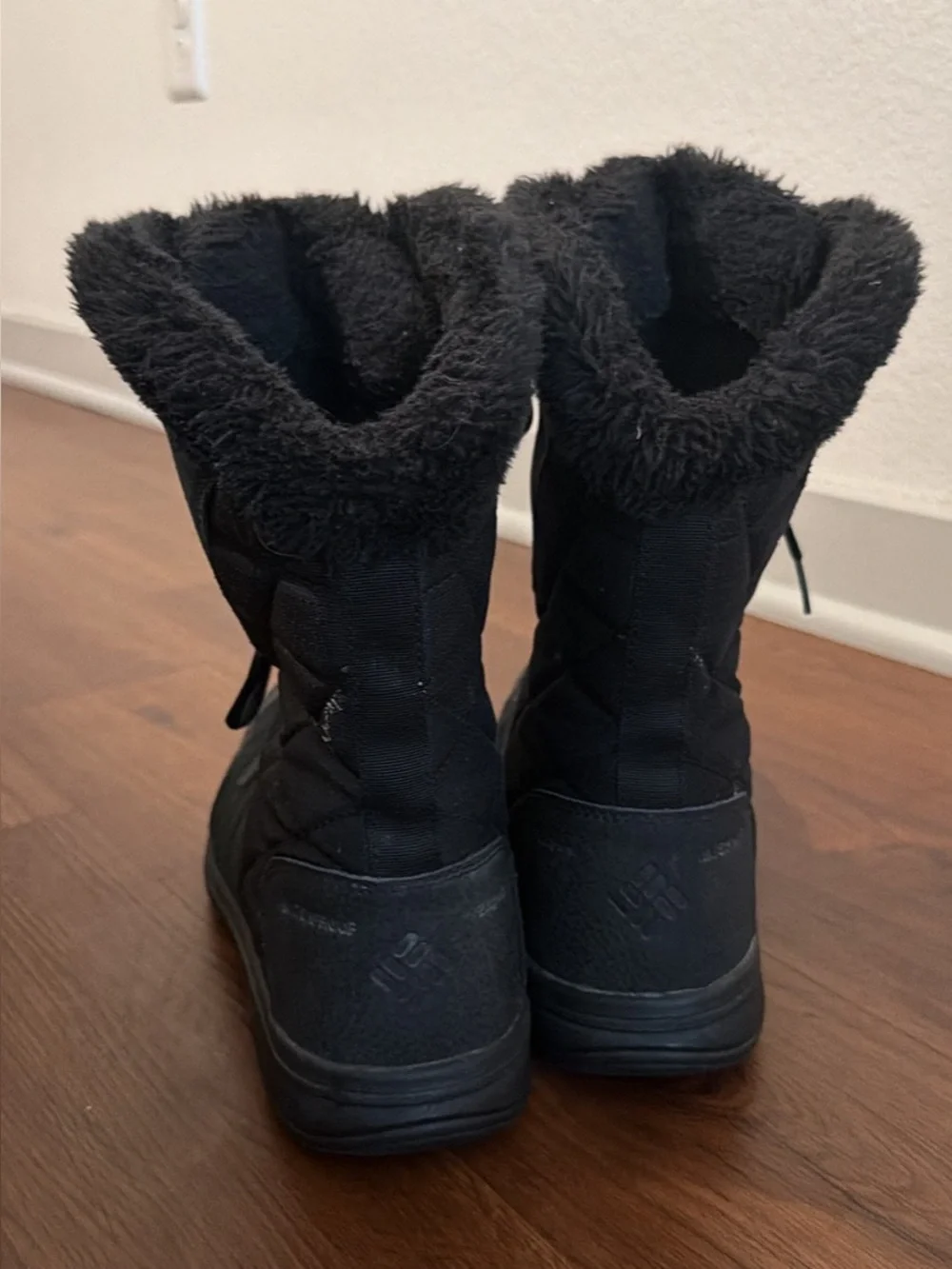 Columbia Women’s Winter Snow Boots Size 9 Waterproof